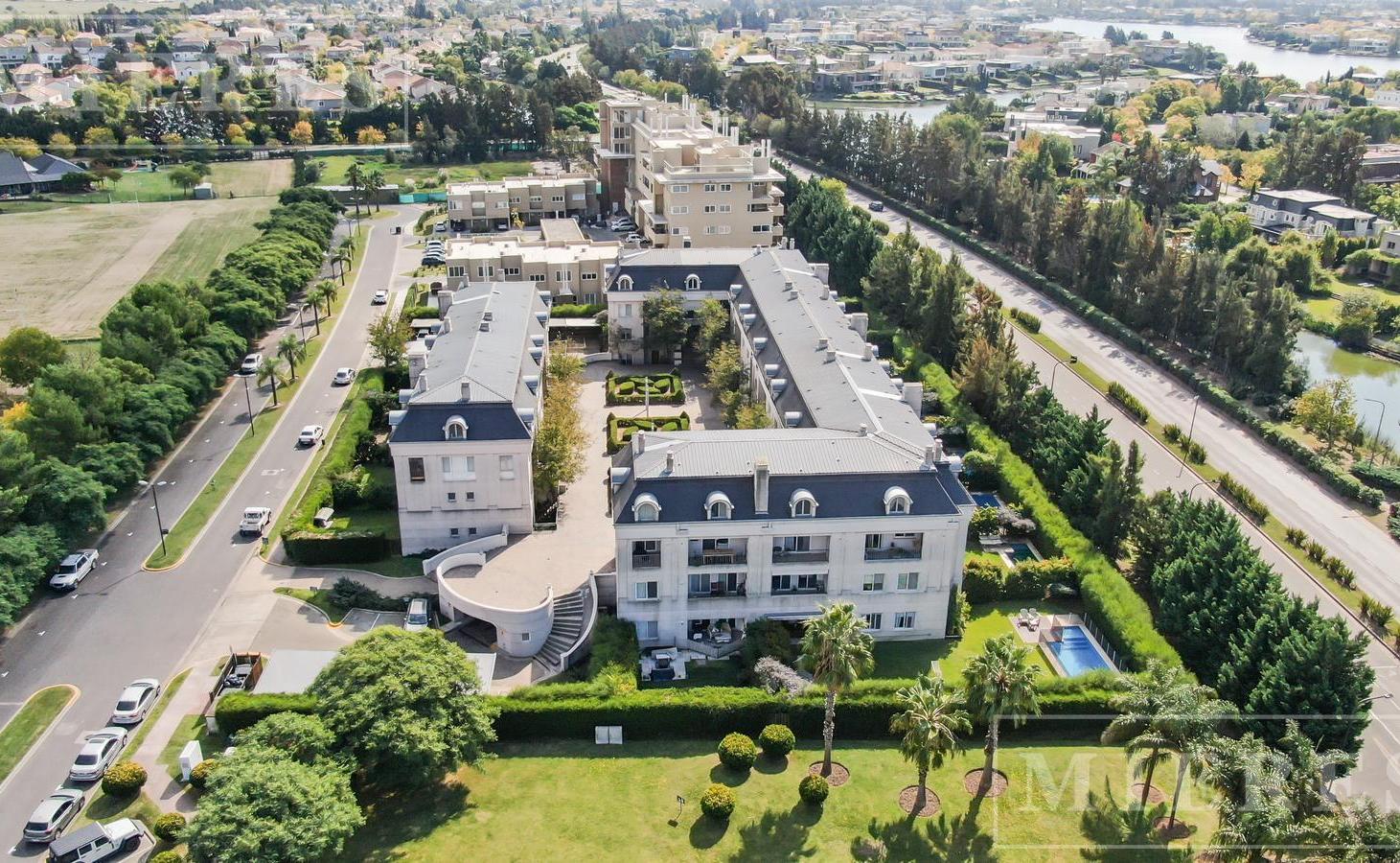 Foto de Excelente departamento 2 ambientes con balcon y cochera en venta en el, imagen 1
