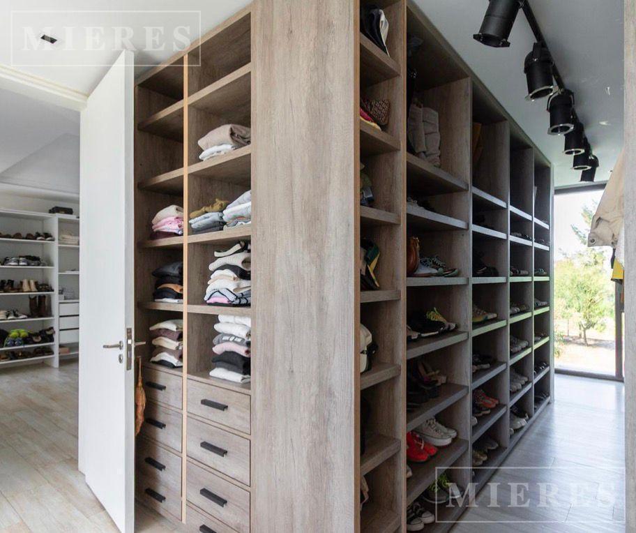 Foto de Casa en venta en el barrio Las Tipas, Nordelta, imagen 5