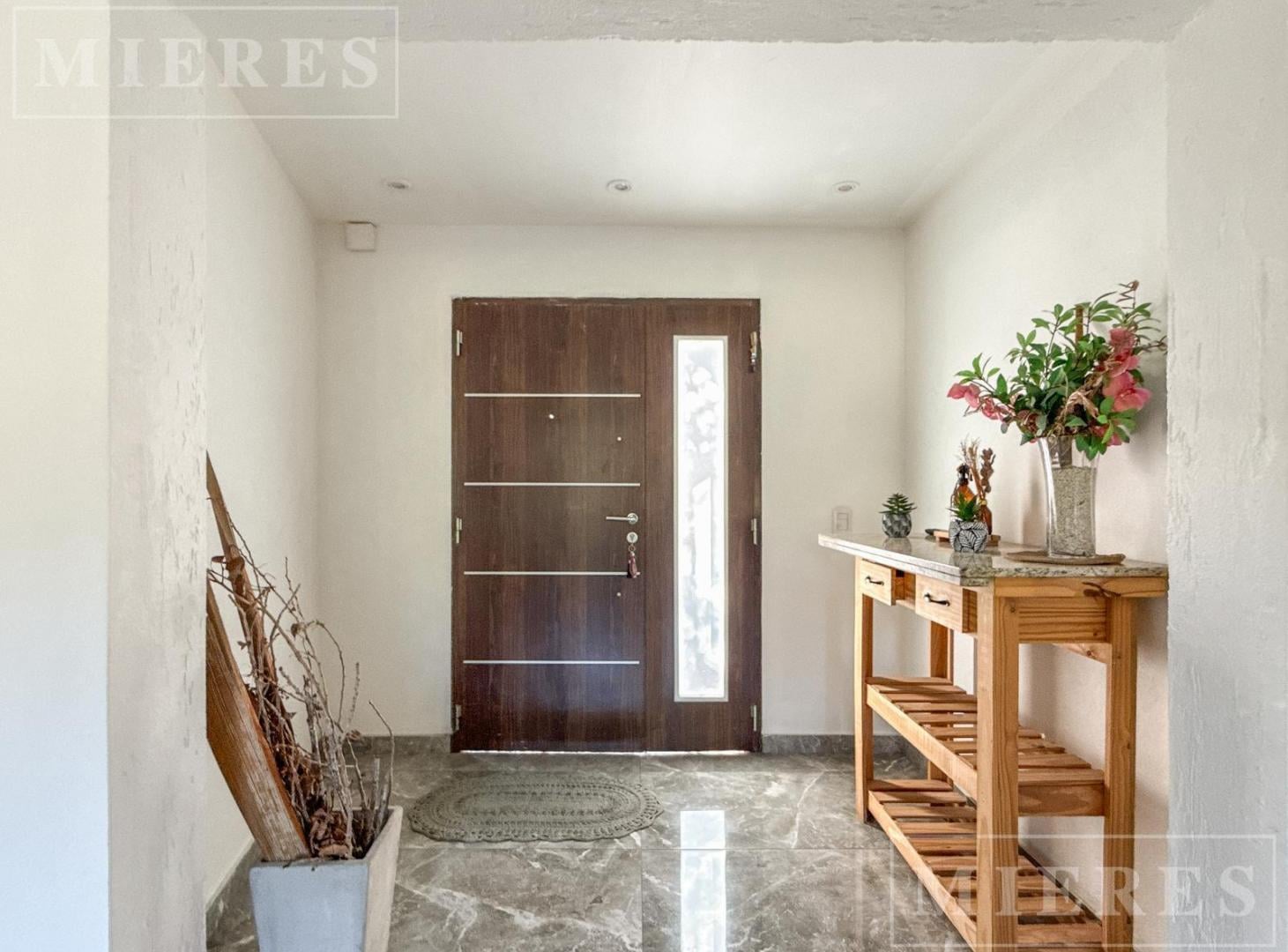 Foto de Casa en venta en el Barrio La Alameda, Nordelta, imagen 4