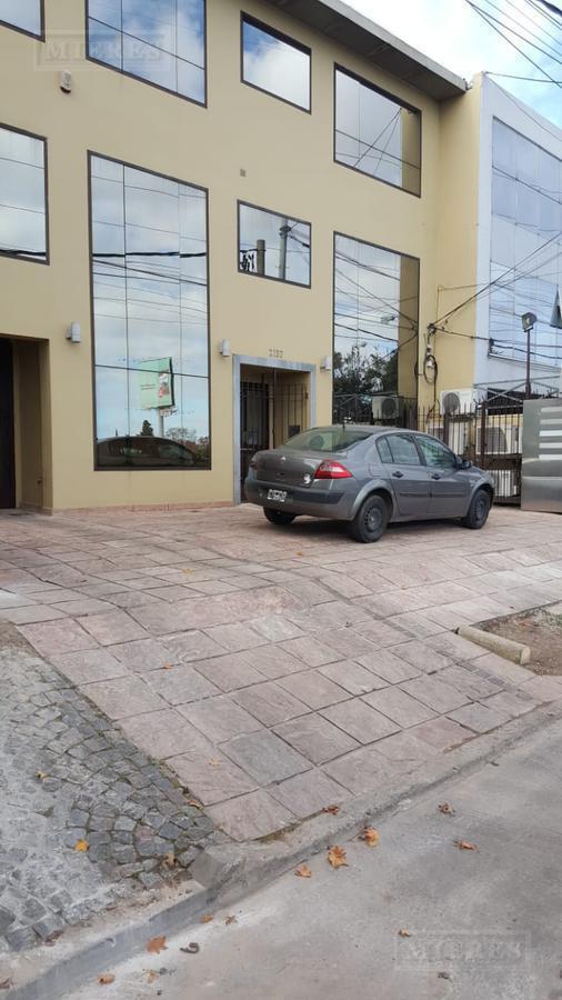 Foto de Oficina de 300 m2 en Alquiler en Panamericana y Thames- San Isidro, imagen 5