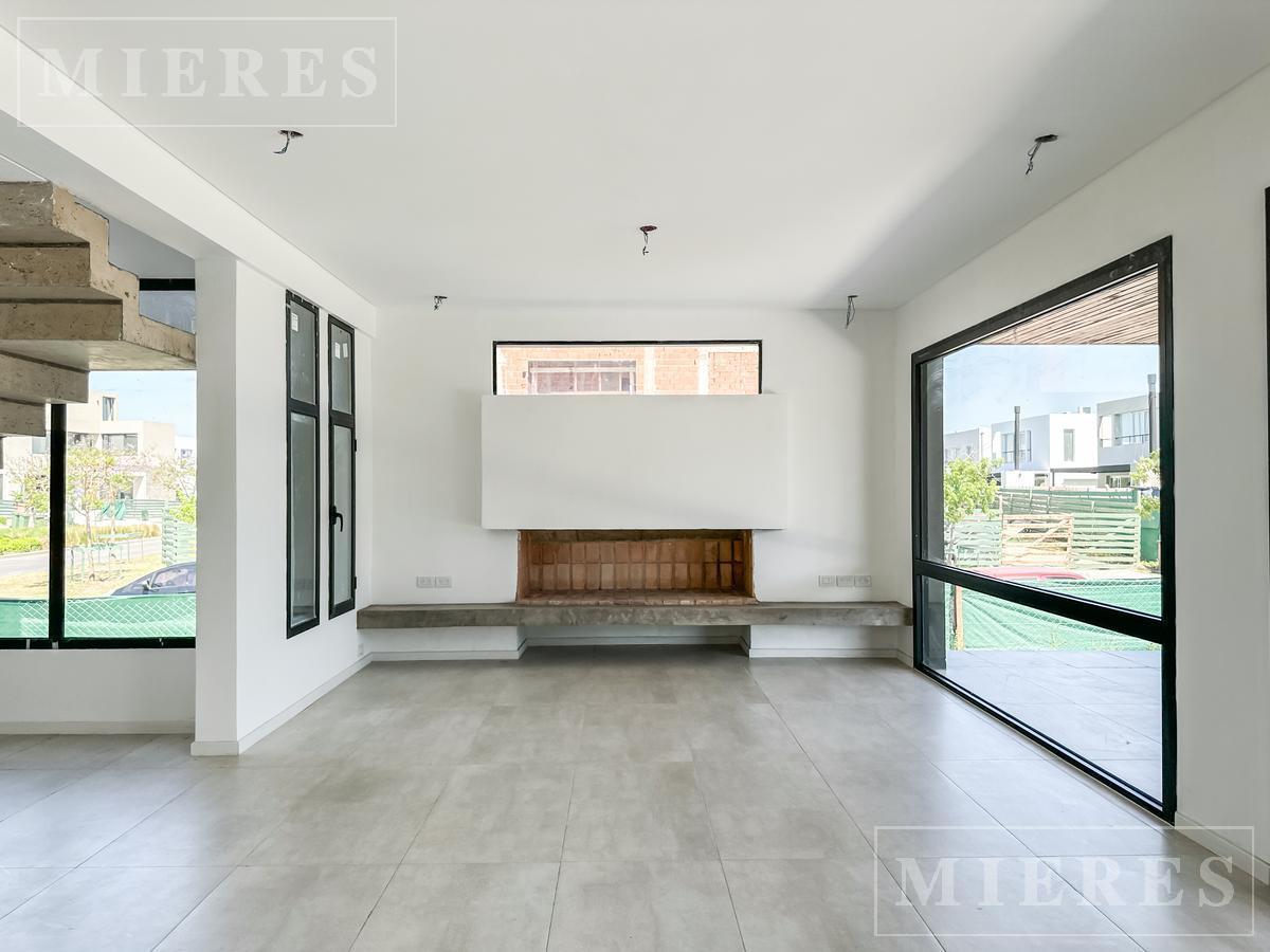 Foto de Casa en alquiler anual sobre lote Interno en Los Castaños, Nordelta., imagen 3