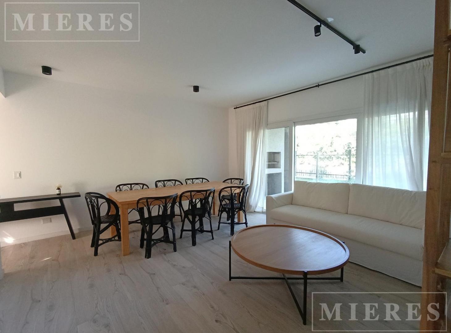 Foto de Departamento en venta de tres ambientes en ZUG Caamaño, imagen 5