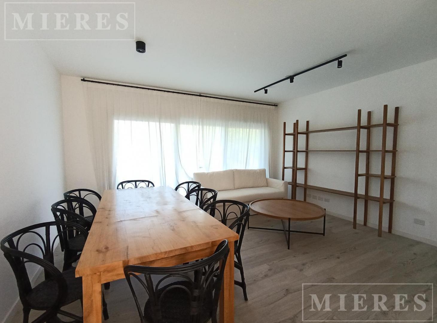 Foto de Departamento en venta de tres ambientes en ZUG Caamaño, imagen 1