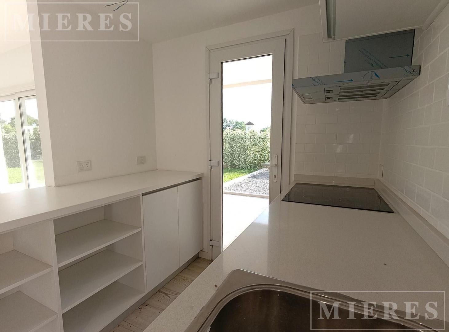 Foto de Departamento en venta de dos ambientes en ZUG Caamaño, imagen 4