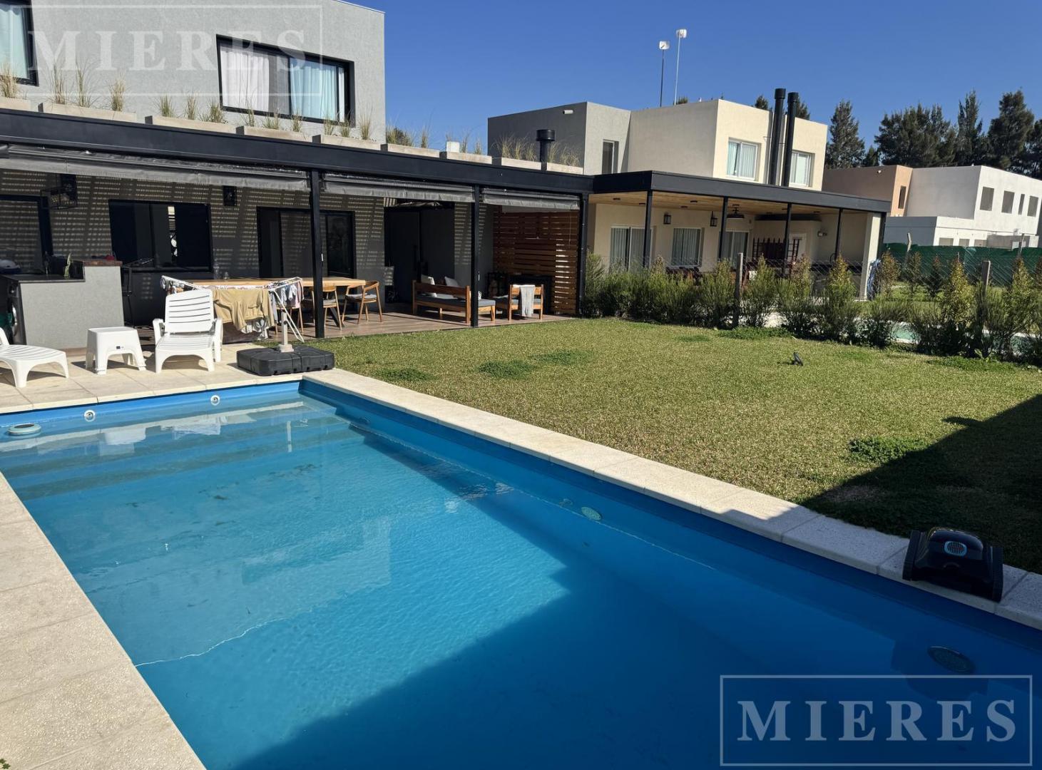 Foto de Casa a la venta en San Patricio, Villanueva, imagen 2
