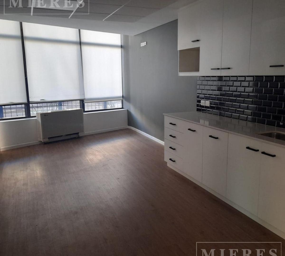 Foto de Oficina de 107 m2 en Venta con Renta en San Isidro, imagen 4