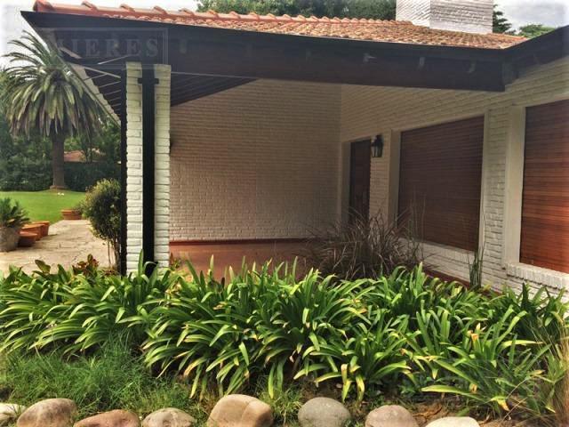 Foto de Impecable casa en venta reciclada a nuevo en cul de sac en Highland, imagen 3