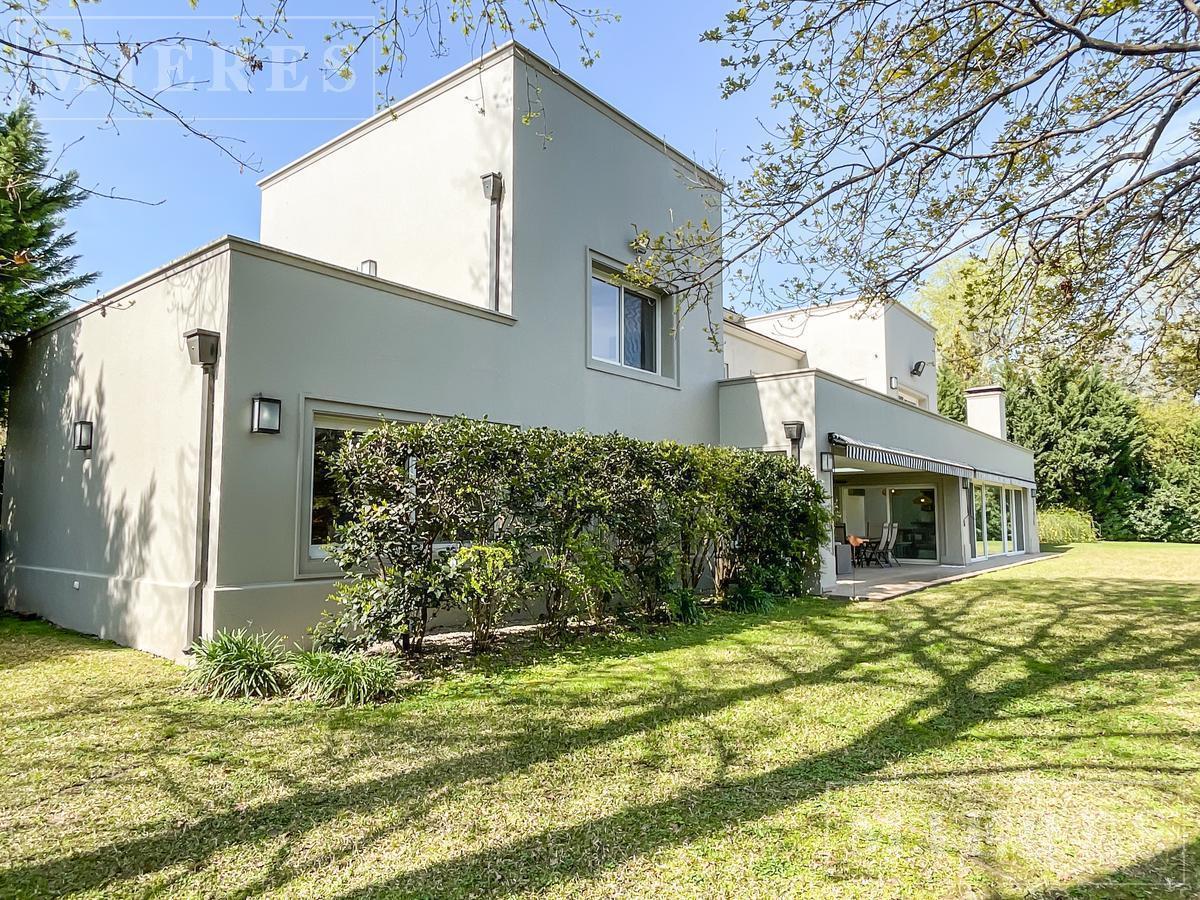 Foto de Muy linda casa en venta desarrollada en tres plantas en Highland Park, imagen 2