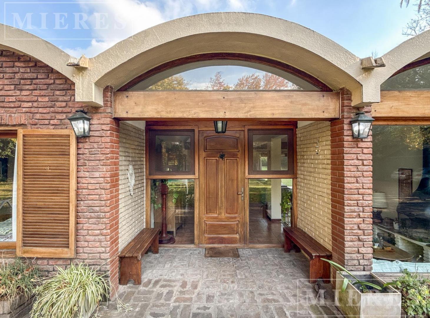 Foto de Casa en venta sobre terreno de 5380m² en Highland Park, imagen 2