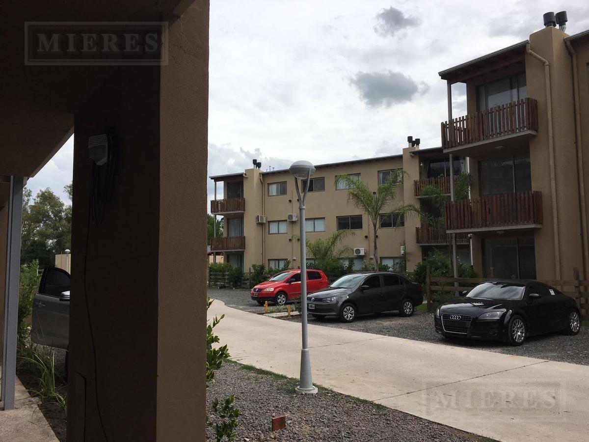 Foto de Departamento de tres ambientes en venta en Verdi 57, imagen 2