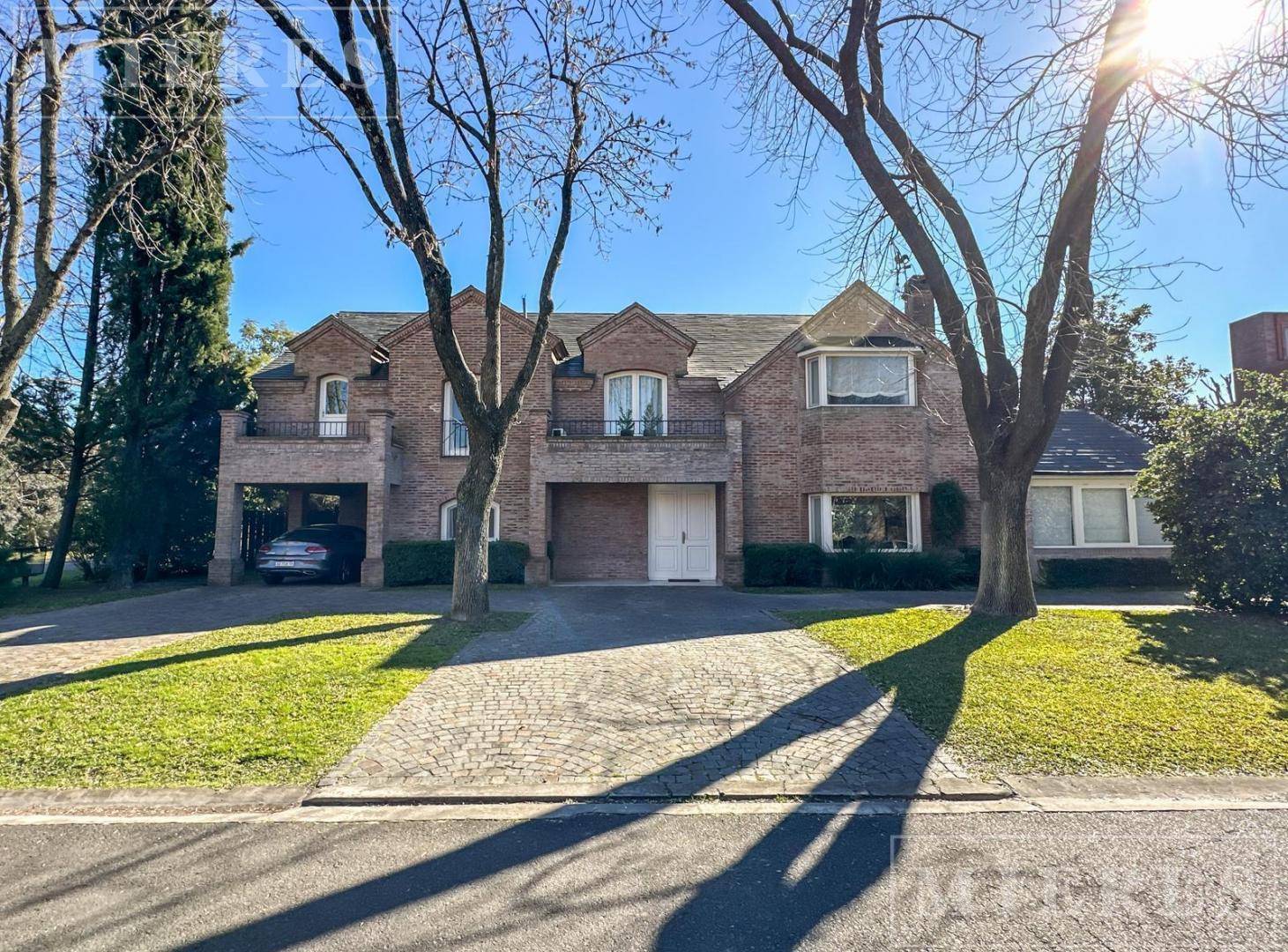 Foto de Importante casa en venta en Mayling Club de Campo, imagen 1