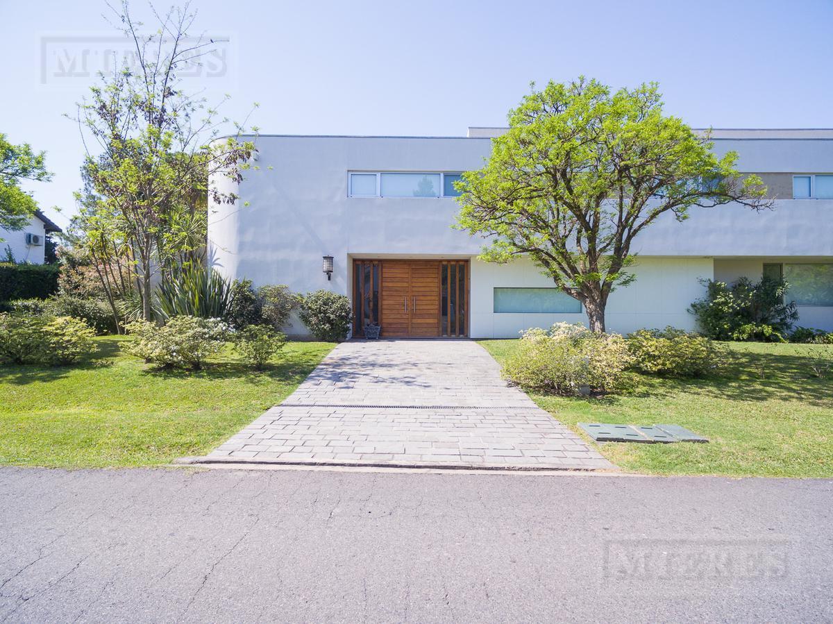 Foto de Importante casa en venta en Mayling Club de Campo, imagen 3