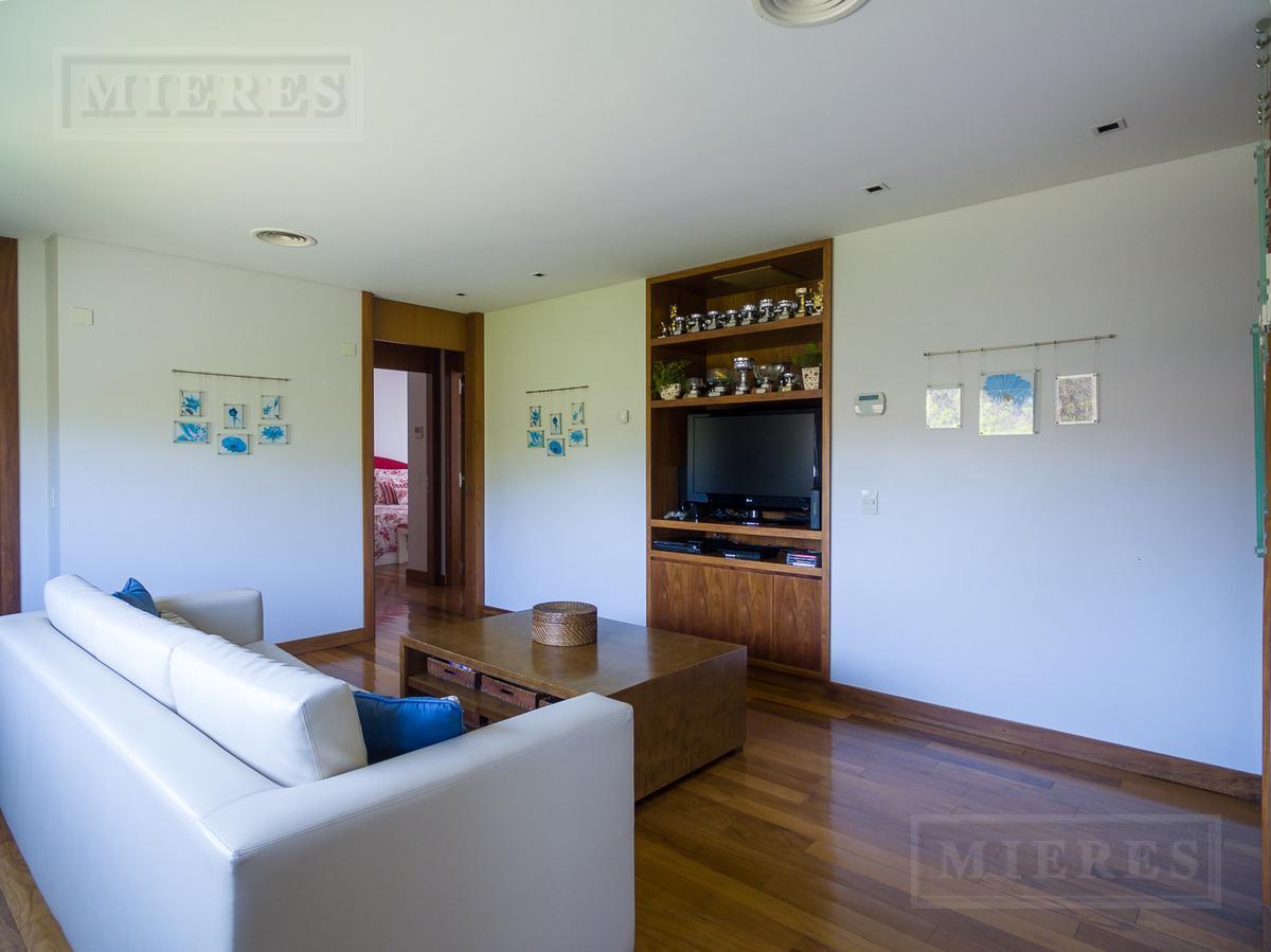 Foto de Importante casa en venta en Mayling Club de Campo, imagen 5
