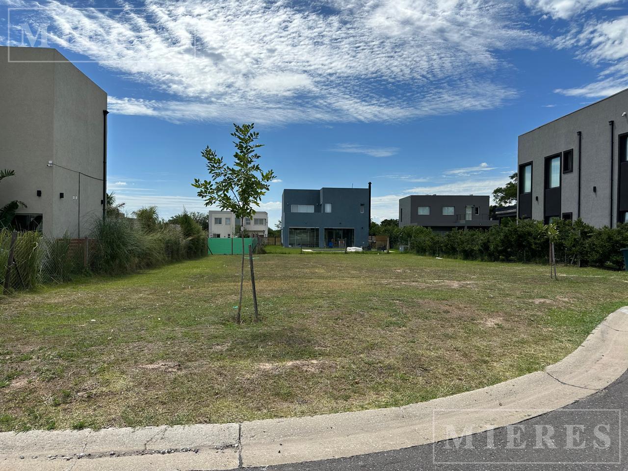 Foto de Lote en venta de 543m² en Santa Lucia, Pilar del Este, imagen 1