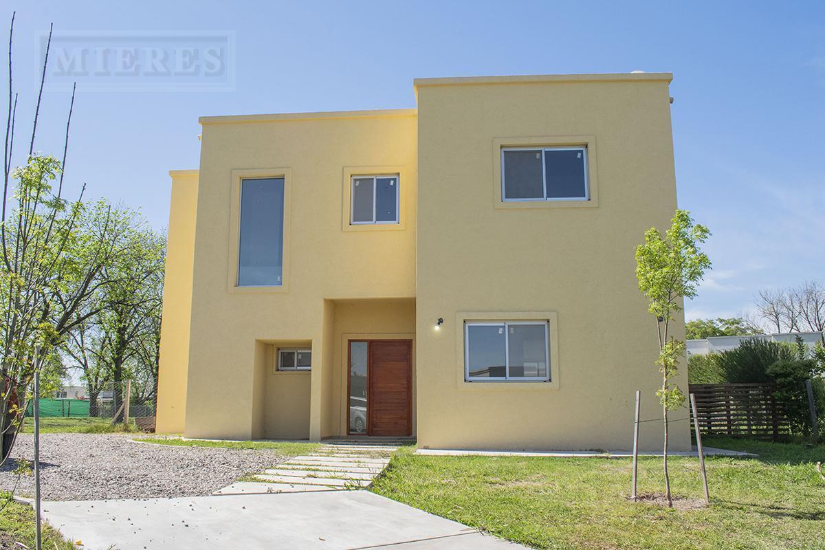 Foto de Casa en venta en Santa Guadalupe, Pilar del Este, imagen 2