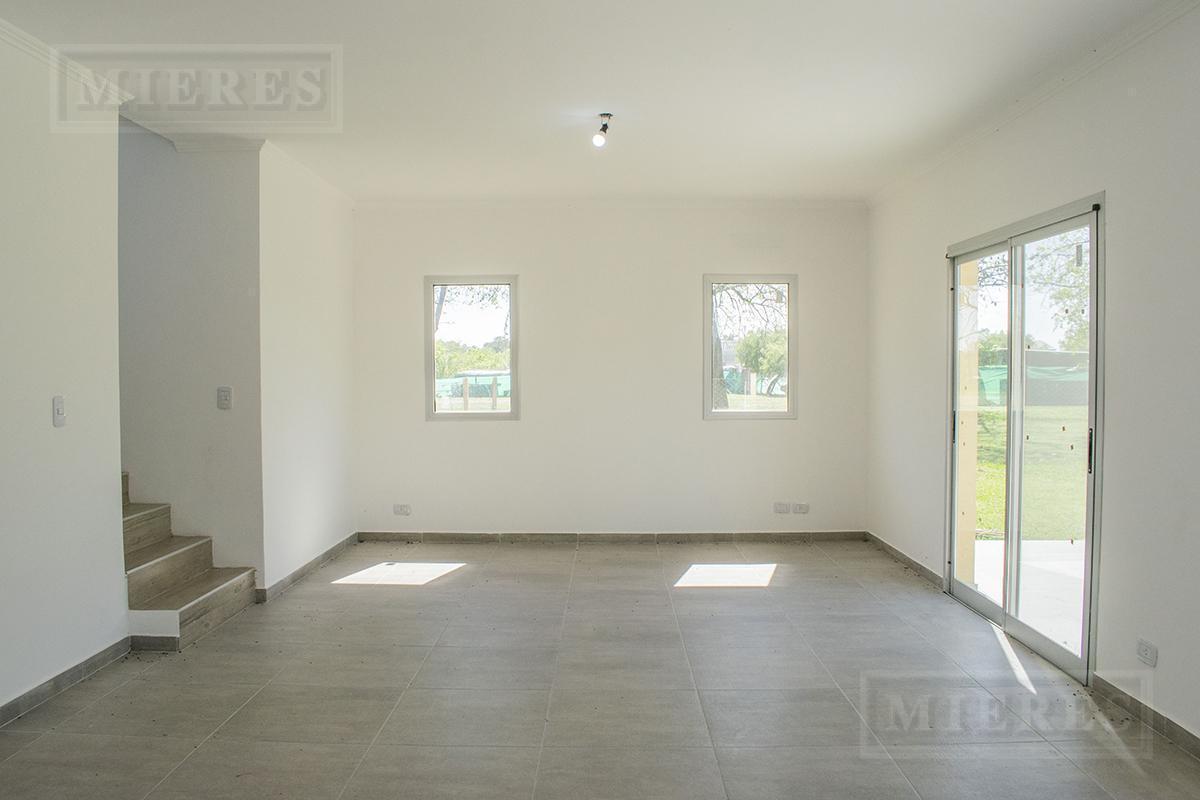 Foto de Casa en venta en Santa Guadalupe, Pilar del Este, imagen 3