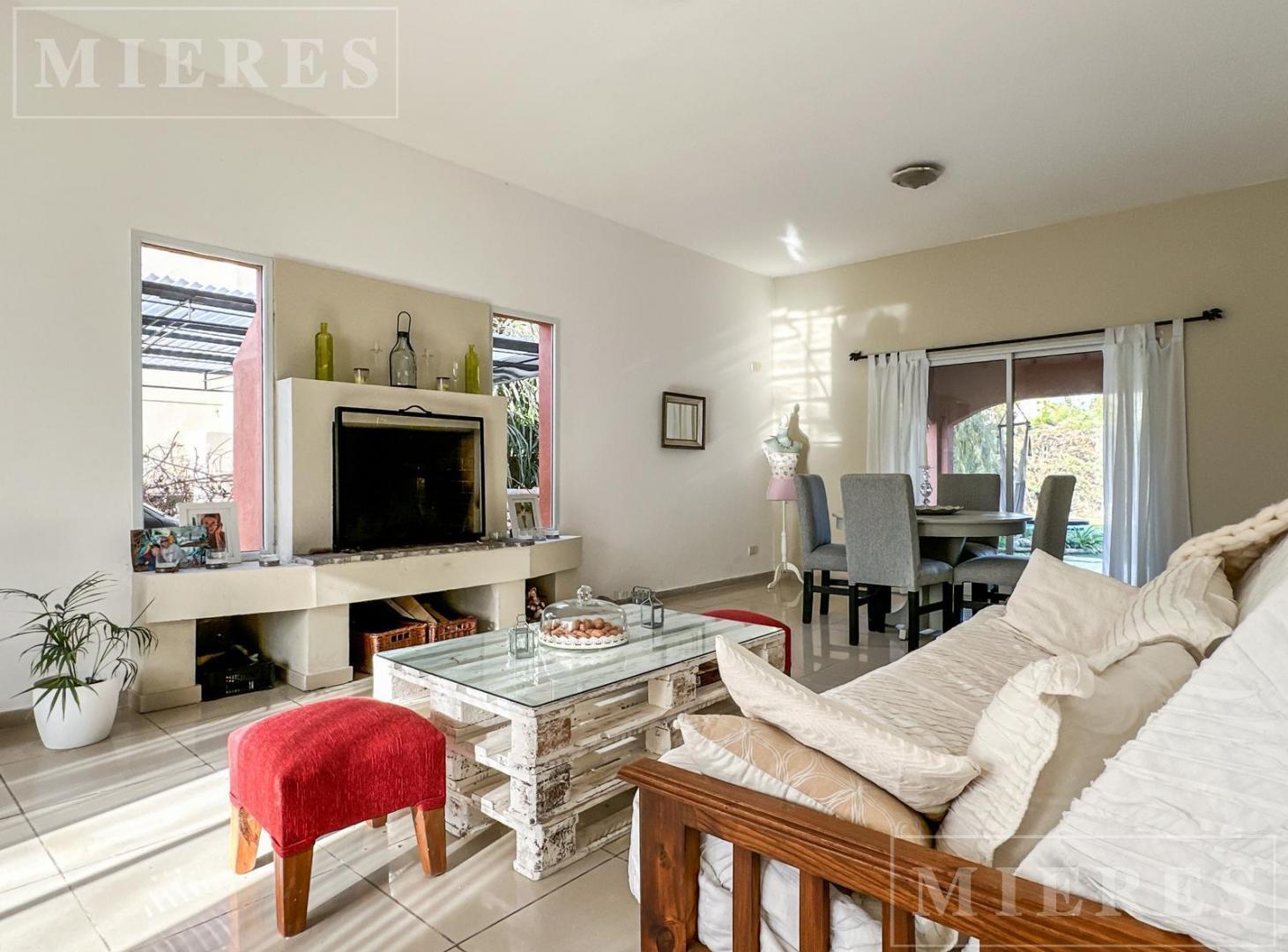Foto de Muy linda casa en venta en Campo Grande, imagen 1