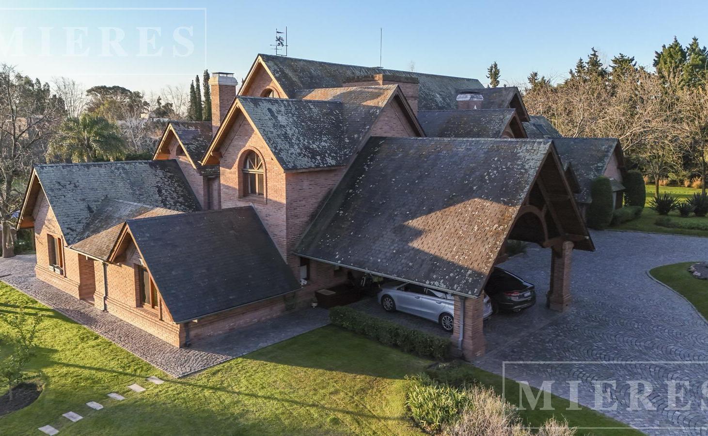 Foto de Excelente casa en venta en Altos del Pilar, imagen 1