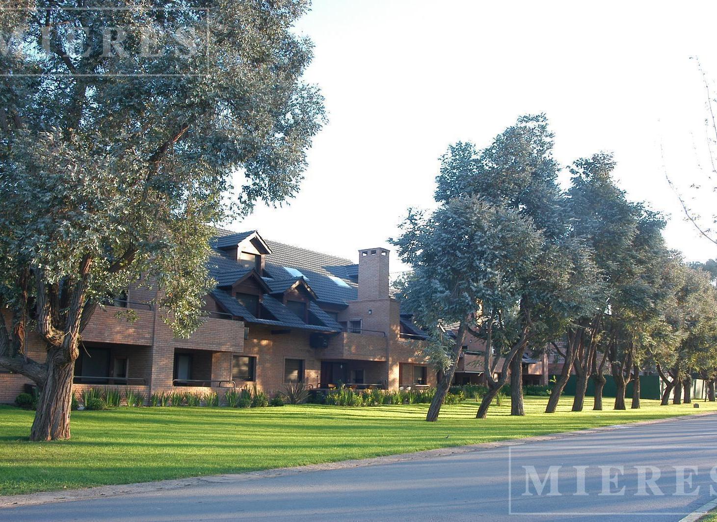 Foto de Lote de 1050m² en venta en Mayling Club de Campo, imagen 3