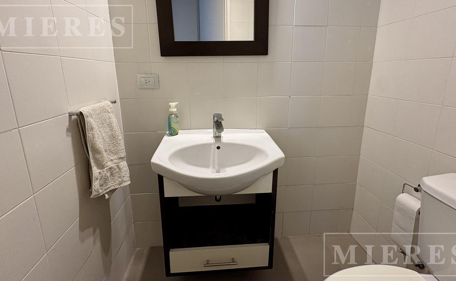 Foto de Departamento tres ambientes en alquiler en Las Liebres, imagen 2