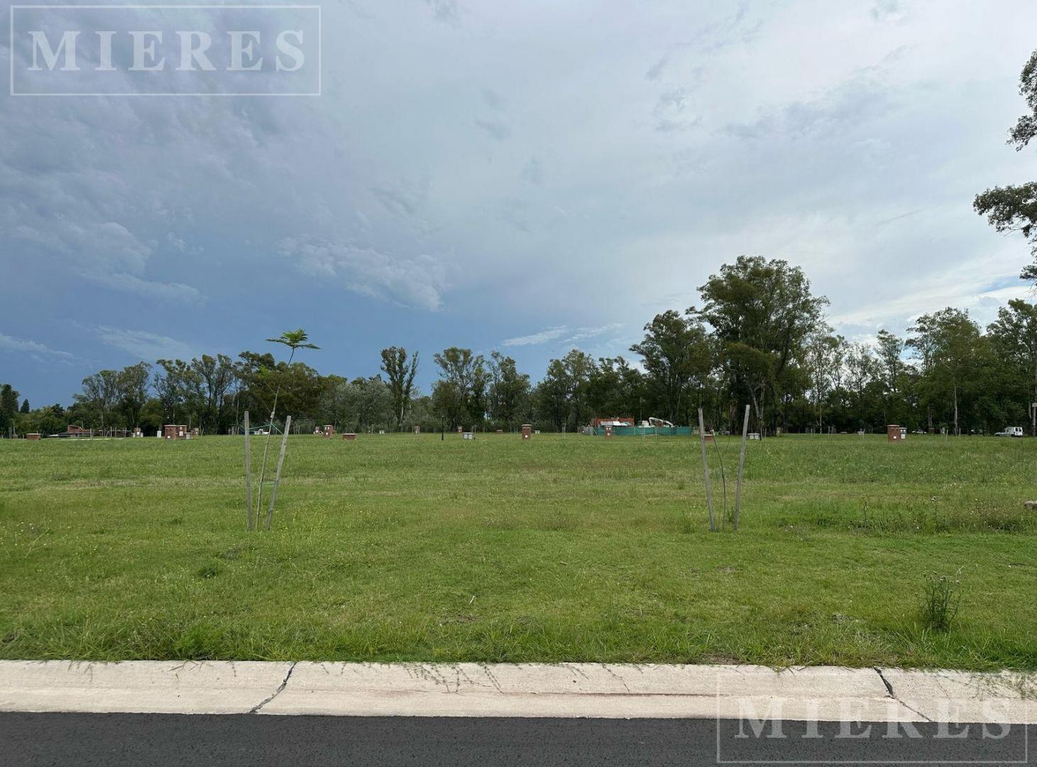 Foto de Lote en venta de 532m² en Santa Sofia, Pilar del Este, imagen 1