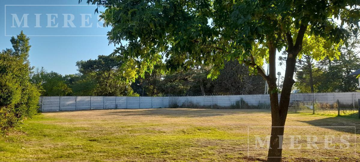 Foto de Lote en venta de 979m² en Los Jazmines, Pilar del Este, imagen 2