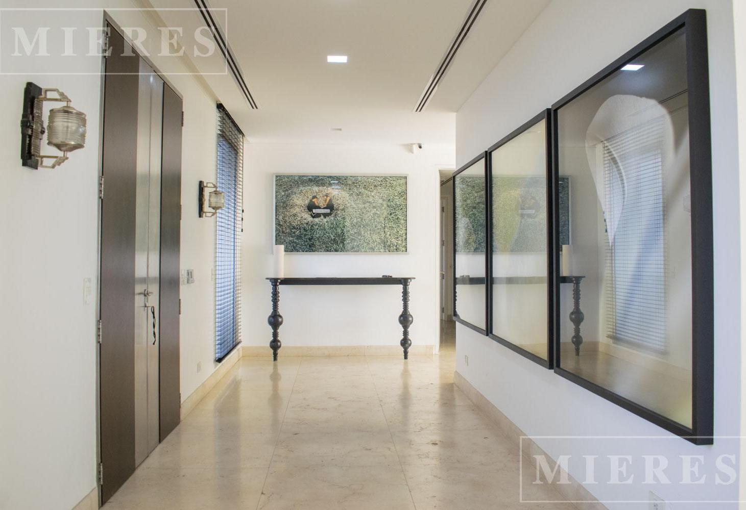 Foto de Casa en venta en Tortugas Country Club - con renta, imagen 4