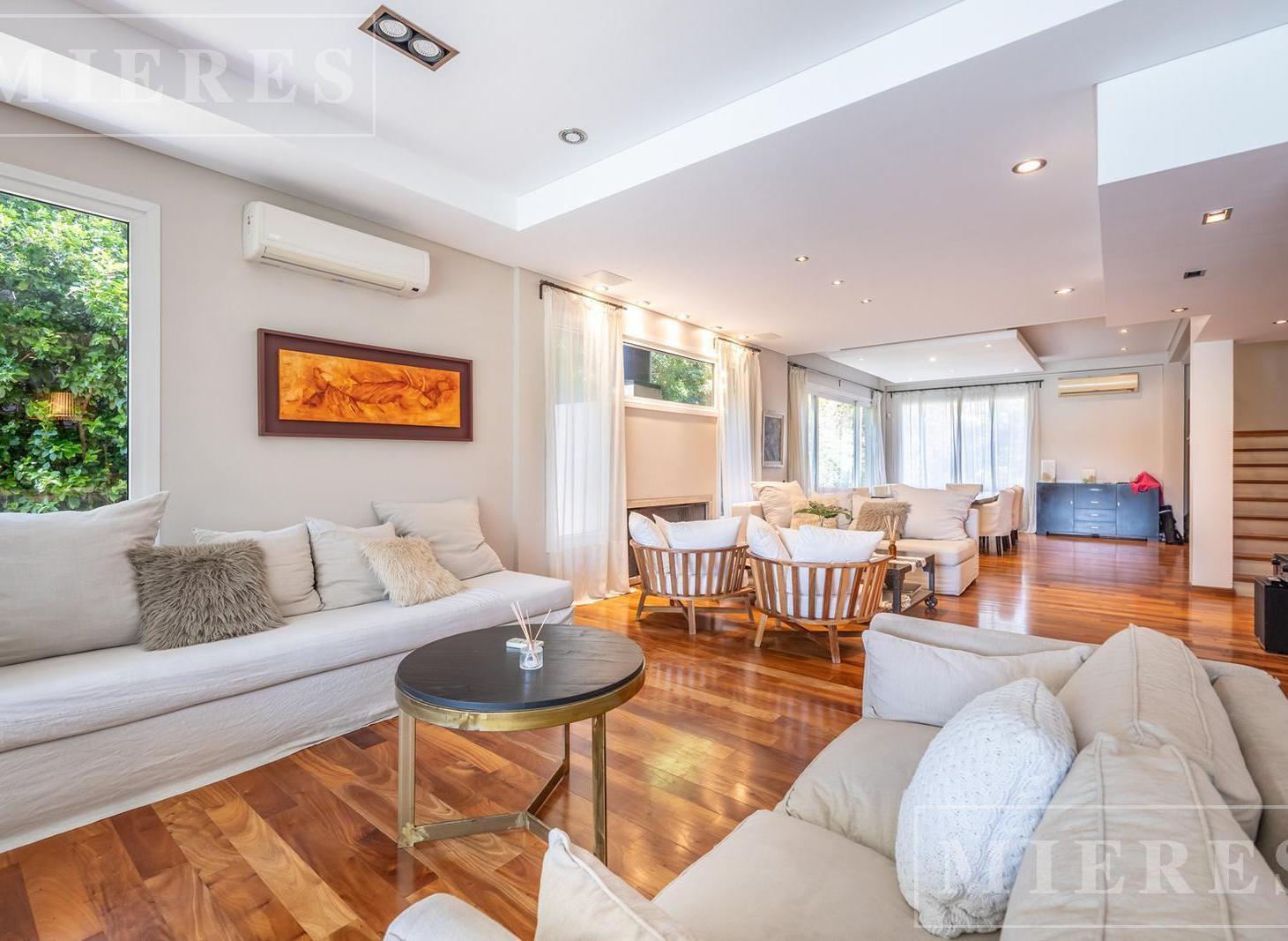 Foto de Casa en venta en Highland Park, imagen 2