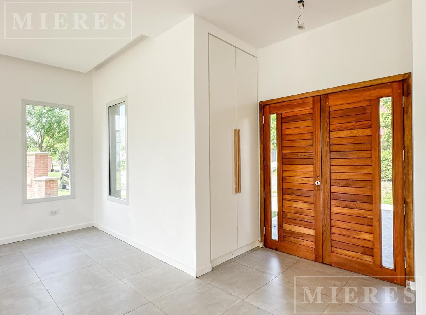 Foto de Muy linda casa en venta en Santa Guadalupe, Pilar del Este, imagen 2