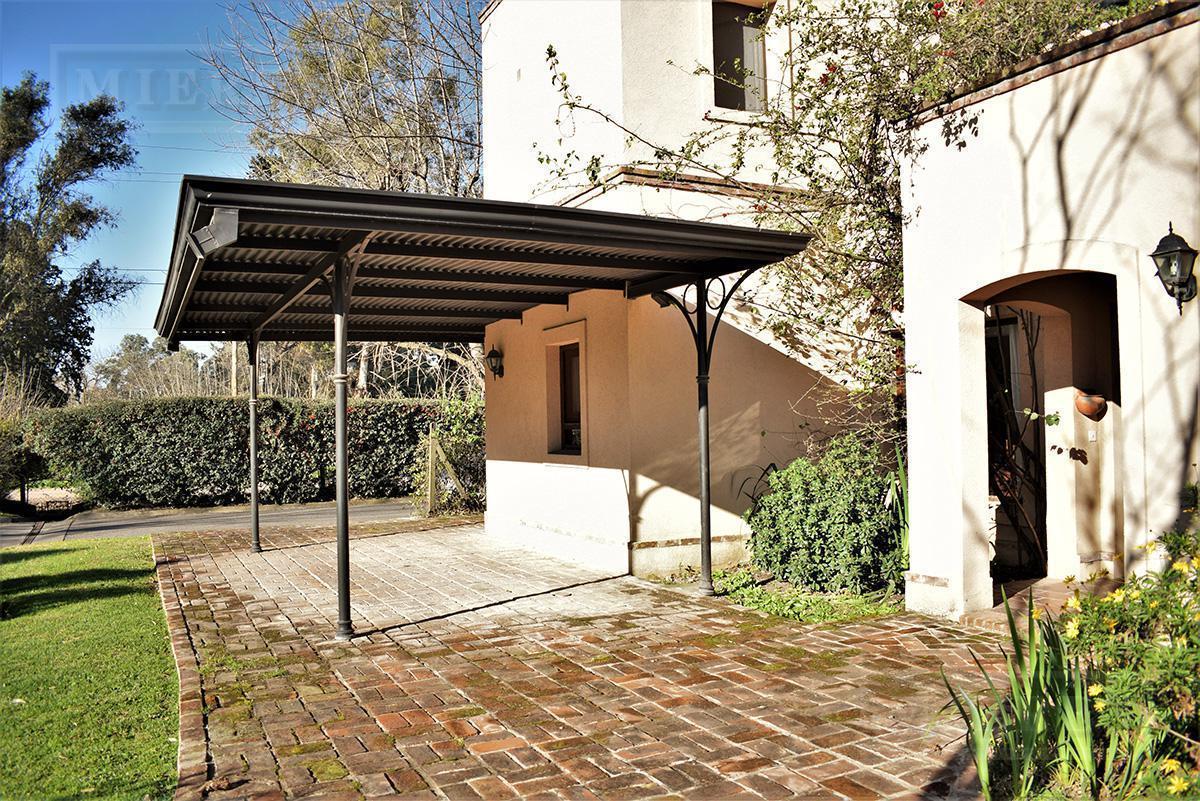 Foto de Muy linda casa en venta en Buen Retiro, imagen 1