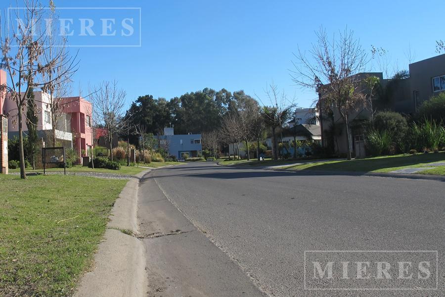 Foto de Lote de 614m² en venta en San Pablo Chico, imagen 2