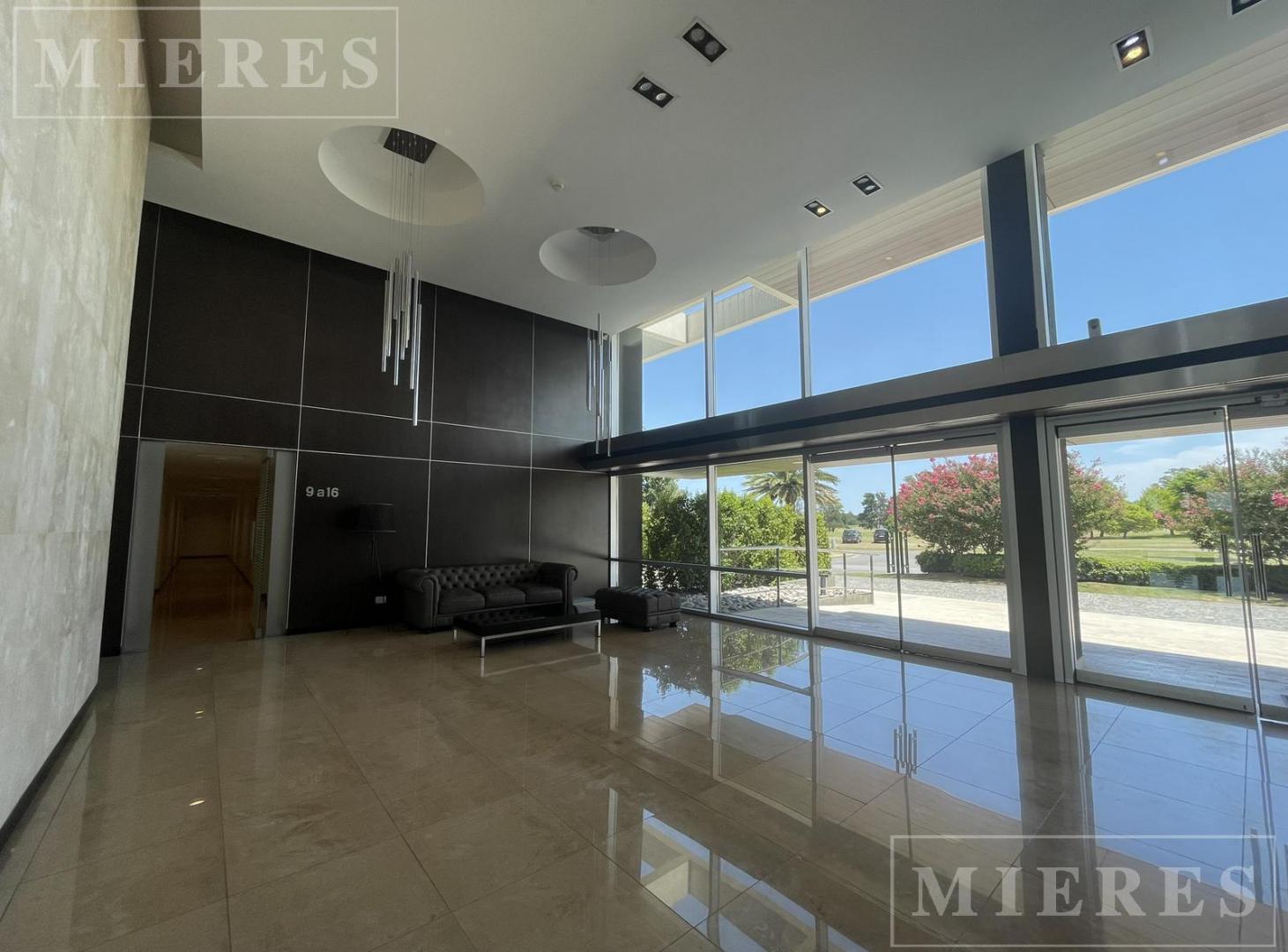 Foto de Departamento de tres dormitorios con terraza en Hilton Pilar Golf, imagen 4