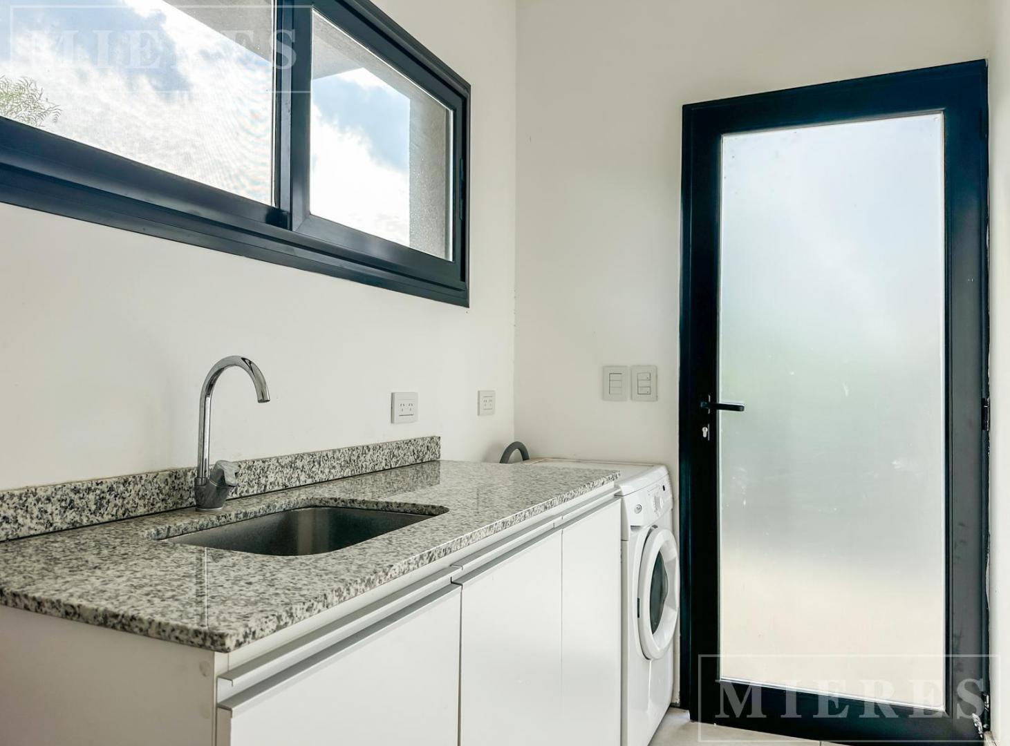 Foto de Casa en venta en San Ramiro, Pilar del Este, imagen 4