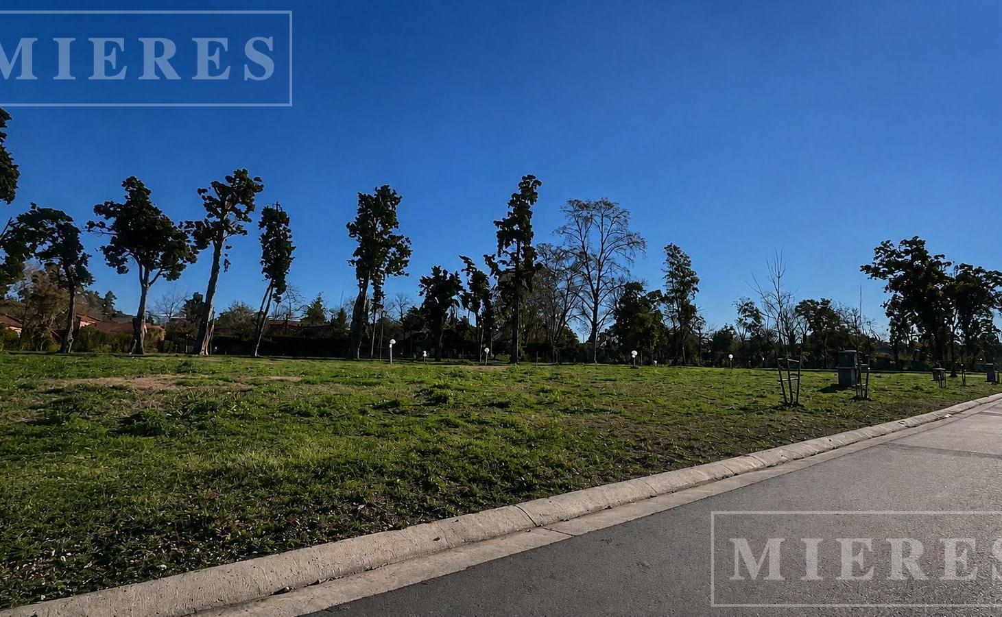 Foto de Lote de 647m² en venta en La Estela, Pilar, imagen 2