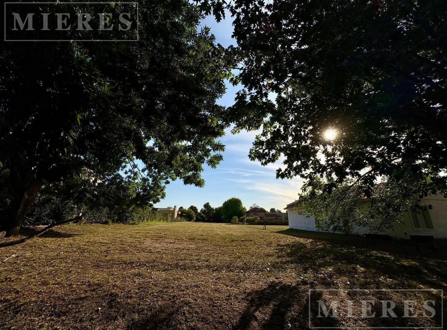 Foto de Lote de 1002m² en venta en Los Alcanfores, Pilar, imagen 2