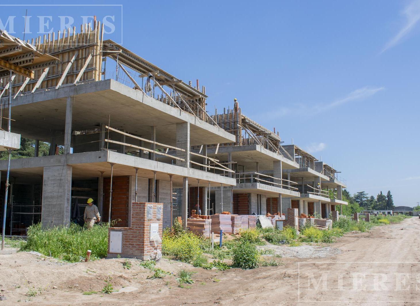 Foto de Lote de 375m² en venta en El Olivar, imagen 3