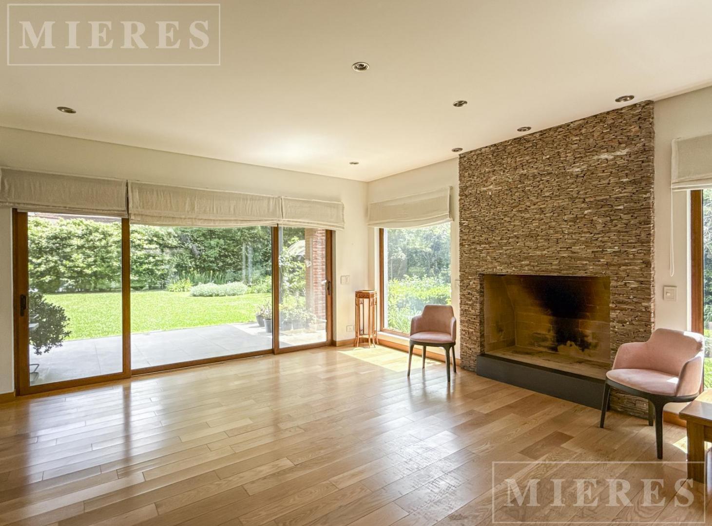 Foto de Casa en venta en Mayling Club de Campo, imagen 1