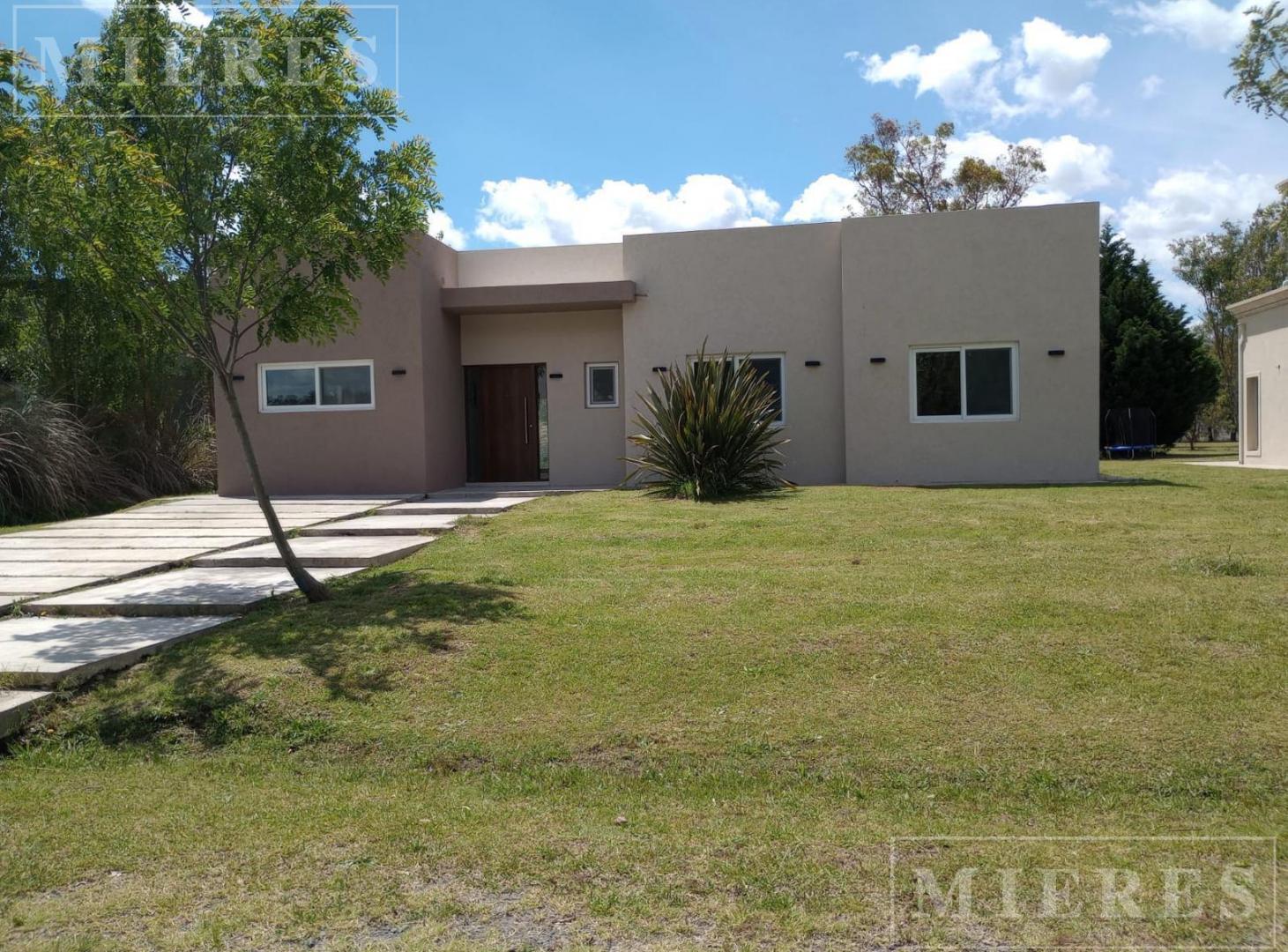 Foto de Casa en venta en Casuarinas del Pilar, imagen 2