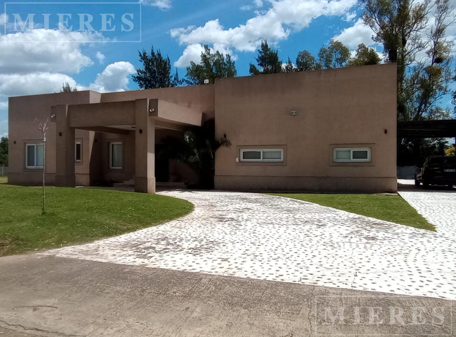 Foto de Casa en venta en Casuarinas del Pilar, imagen 1