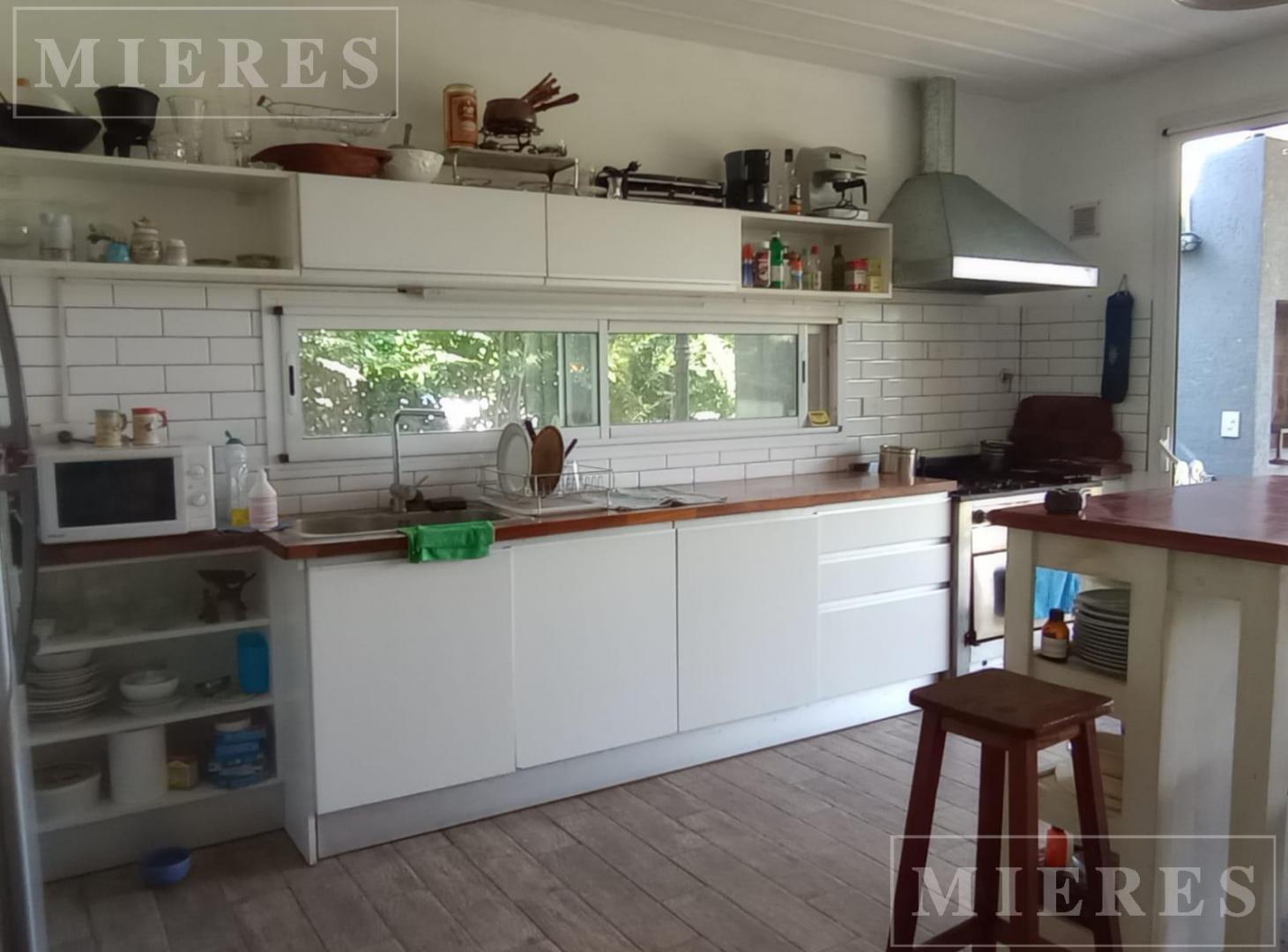 Foto de Casa en venta en San Eduardo, Pilar del Este, imagen 1