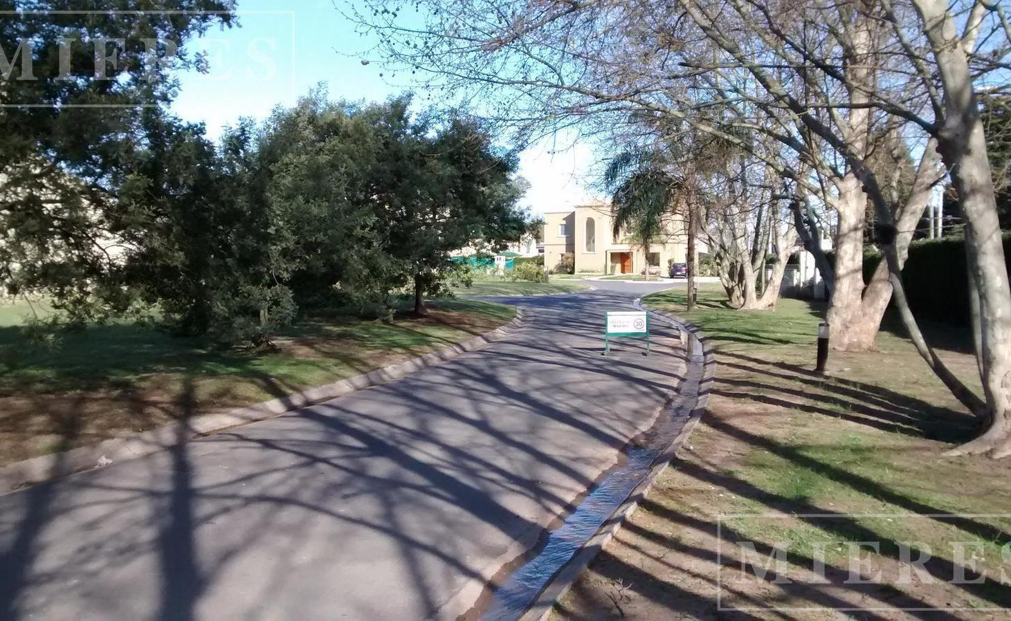 Foto de Lote de 401m² en venta en Las Orquideas, Pilar, imagen 4