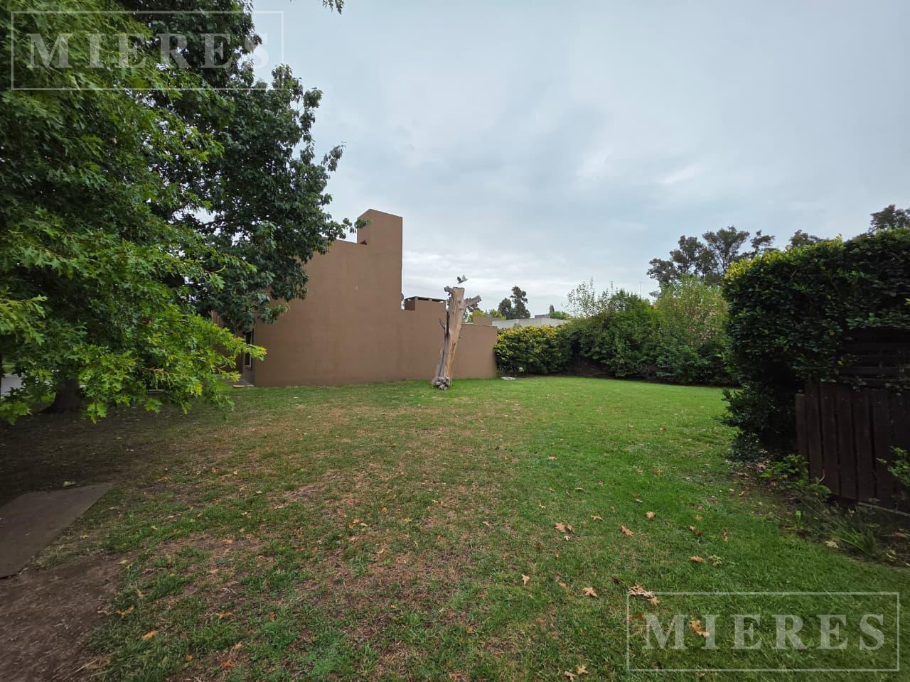 Foto de Lote de 401m² en venta en Las Orquideas, Pilar, imagen 5