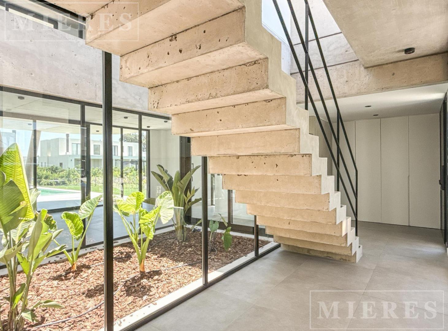 Foto de Casa en venta en La Calesa, Pilará, imagen 1
