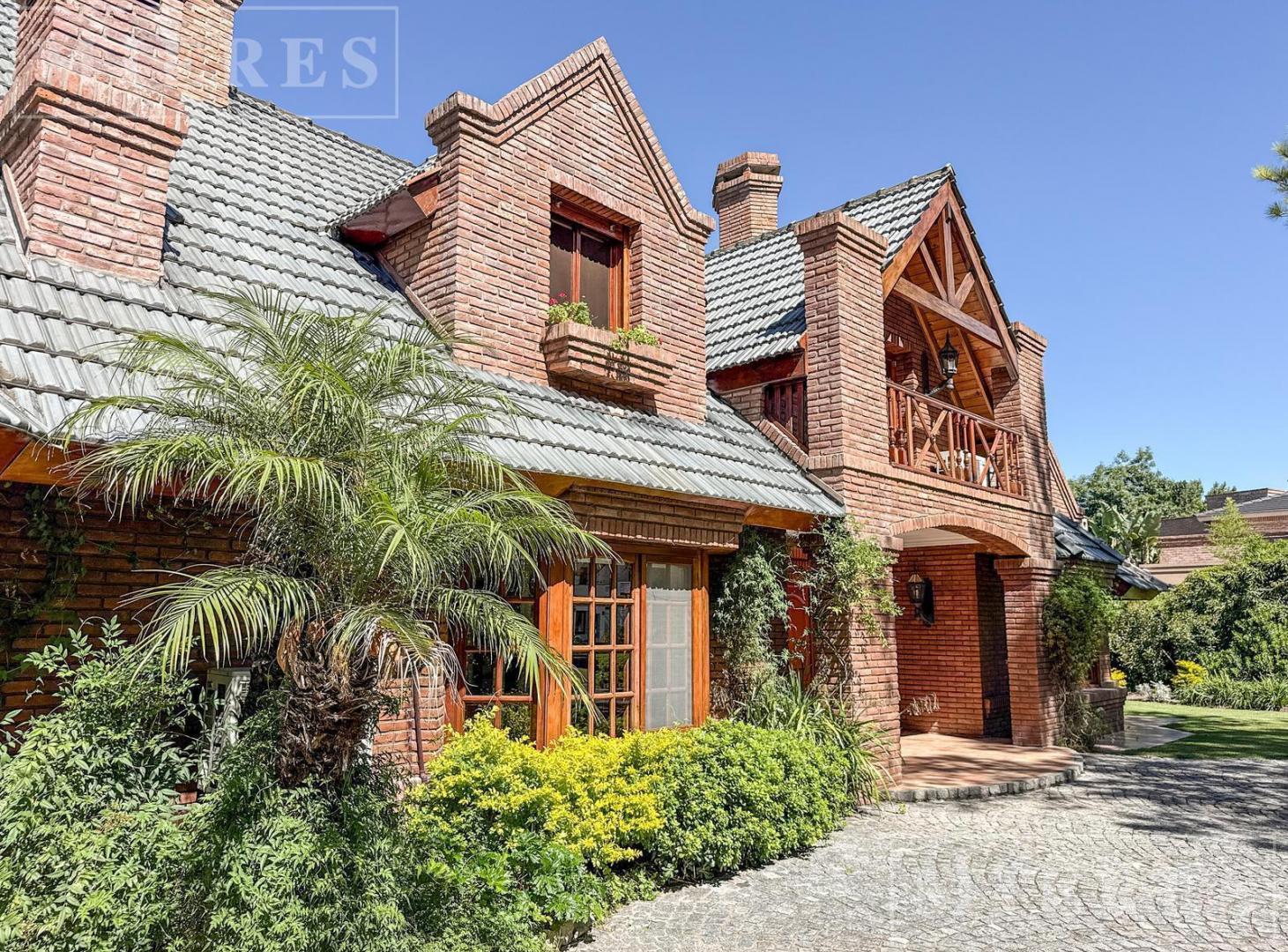Foto de Casa en venta en Mayling Club de Campo, imagen 1