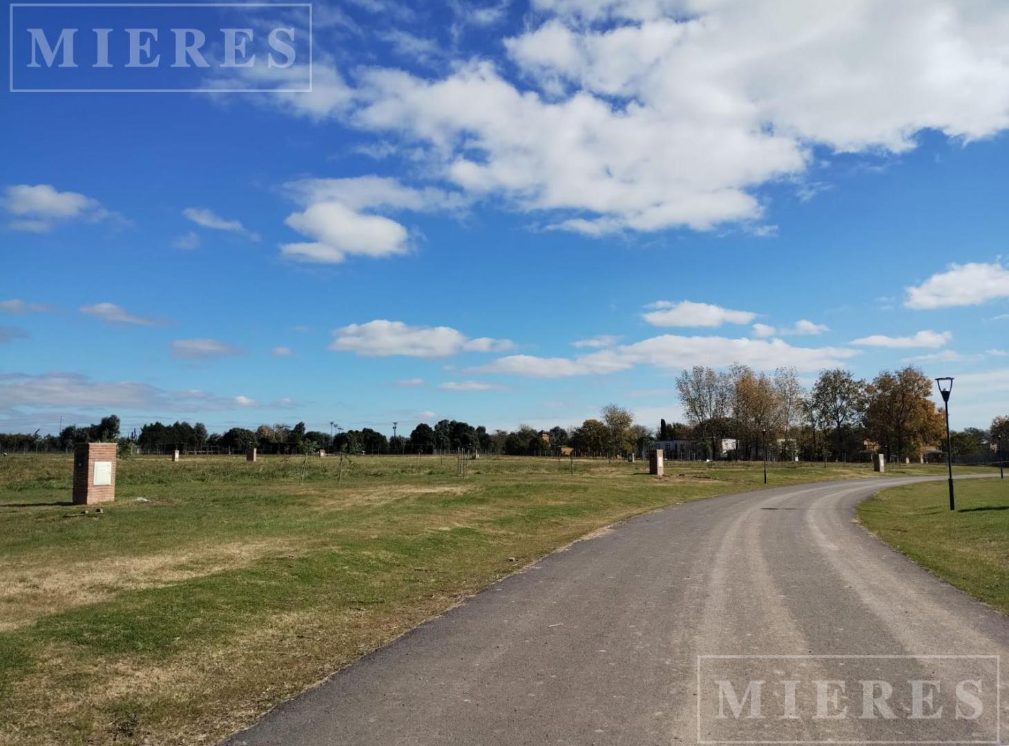 Foto de Lote de 1262m² en venta en Los Ombues, Estancias del Pilar, imagen 4
