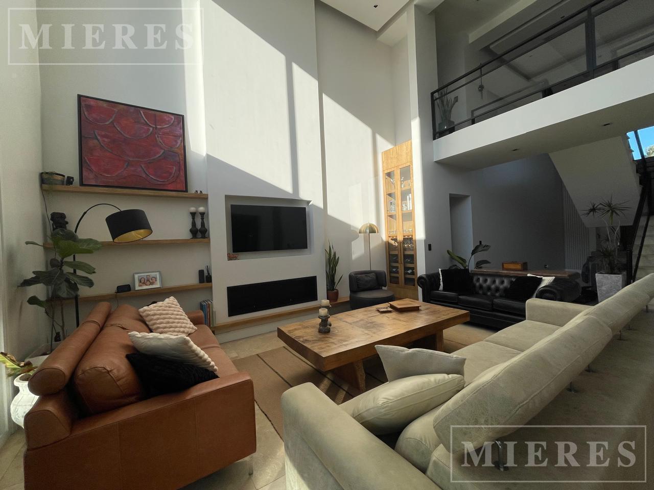 Foto de Casa en venta en Highland Park, imagen 2