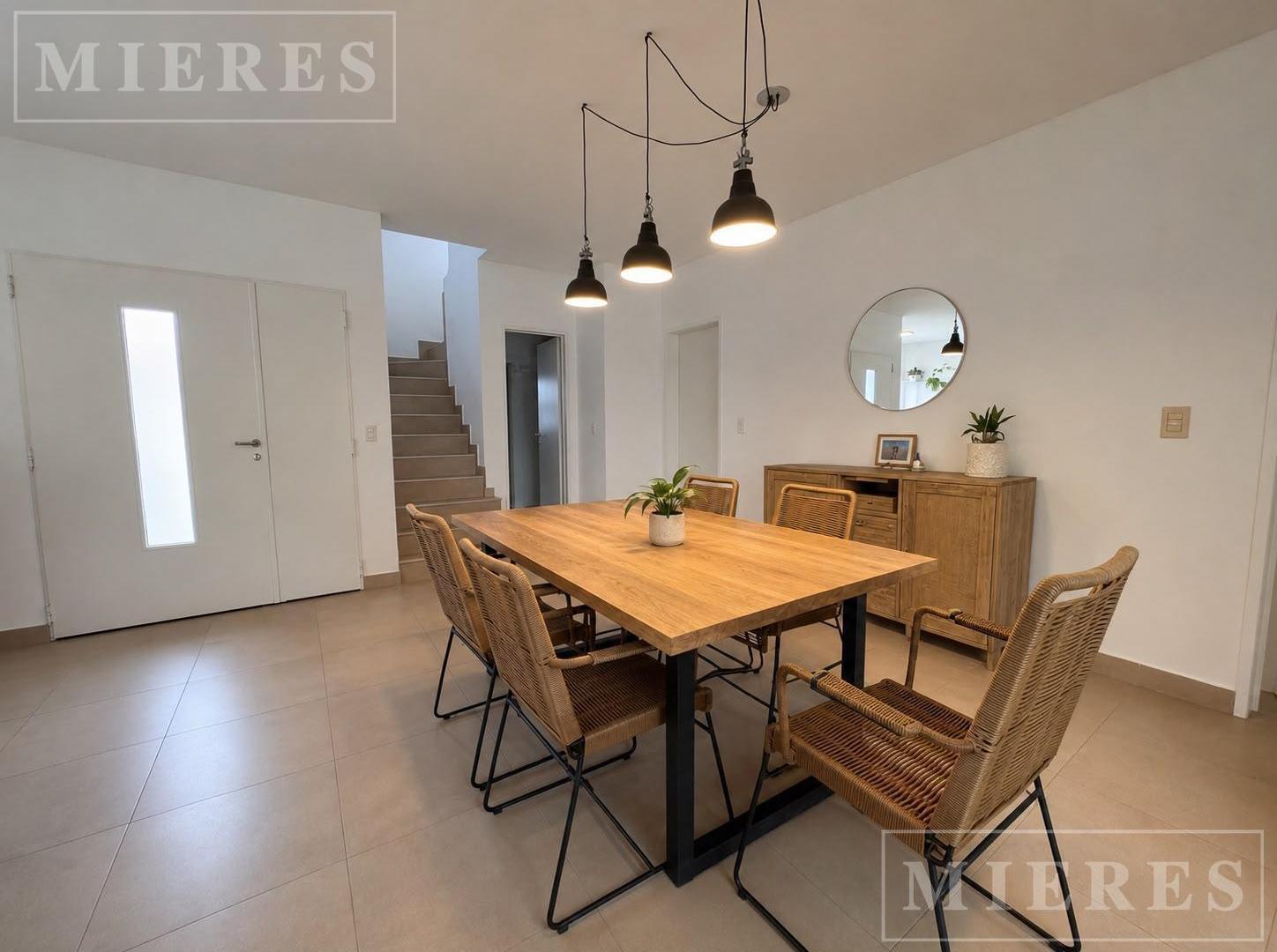 Foto de Casa en Venta en Barrio El Atardecer, imagen 1