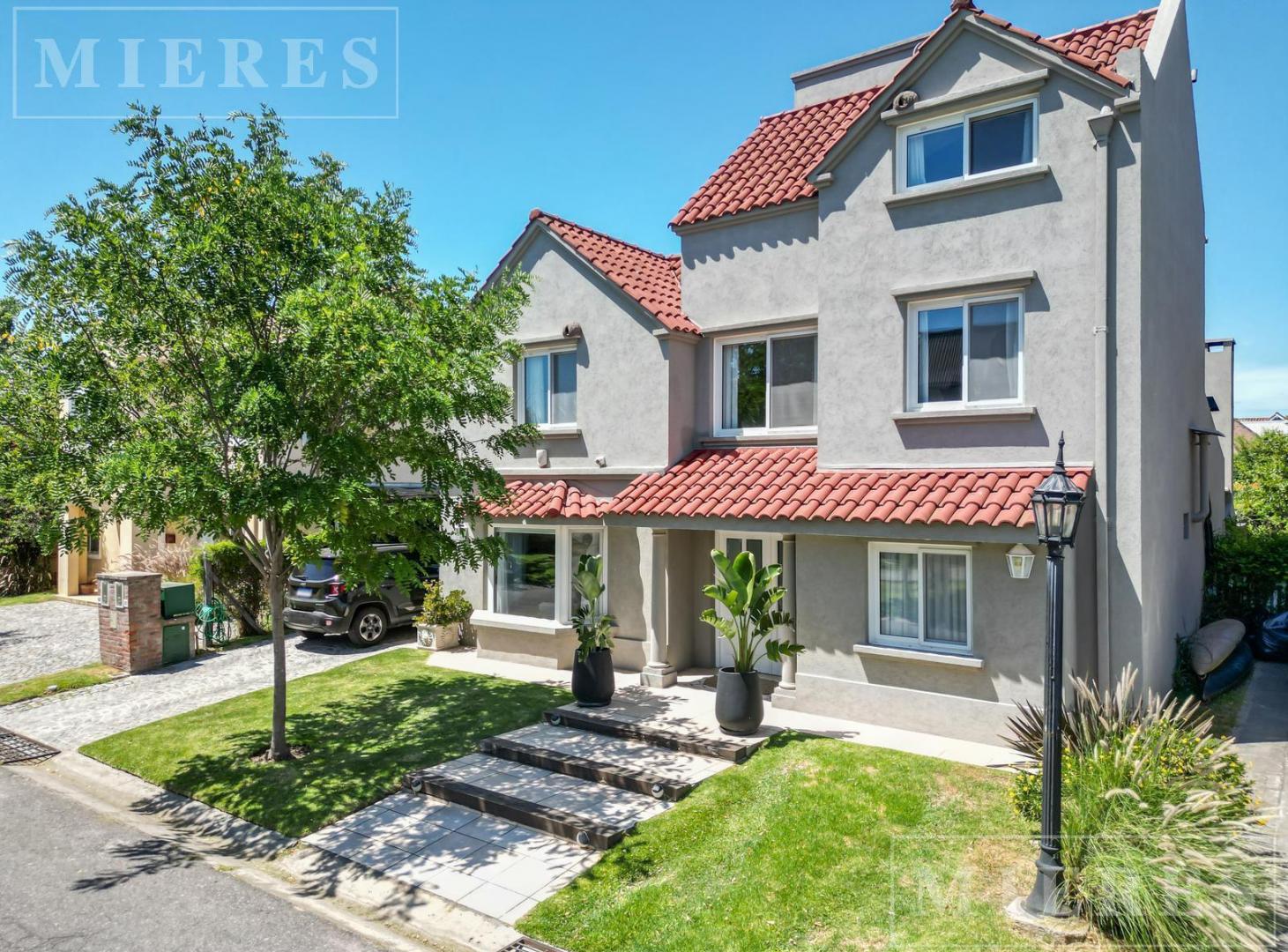Foto de Casa en venta en Los Ceibos, Rincón de Milberg., imagen 1