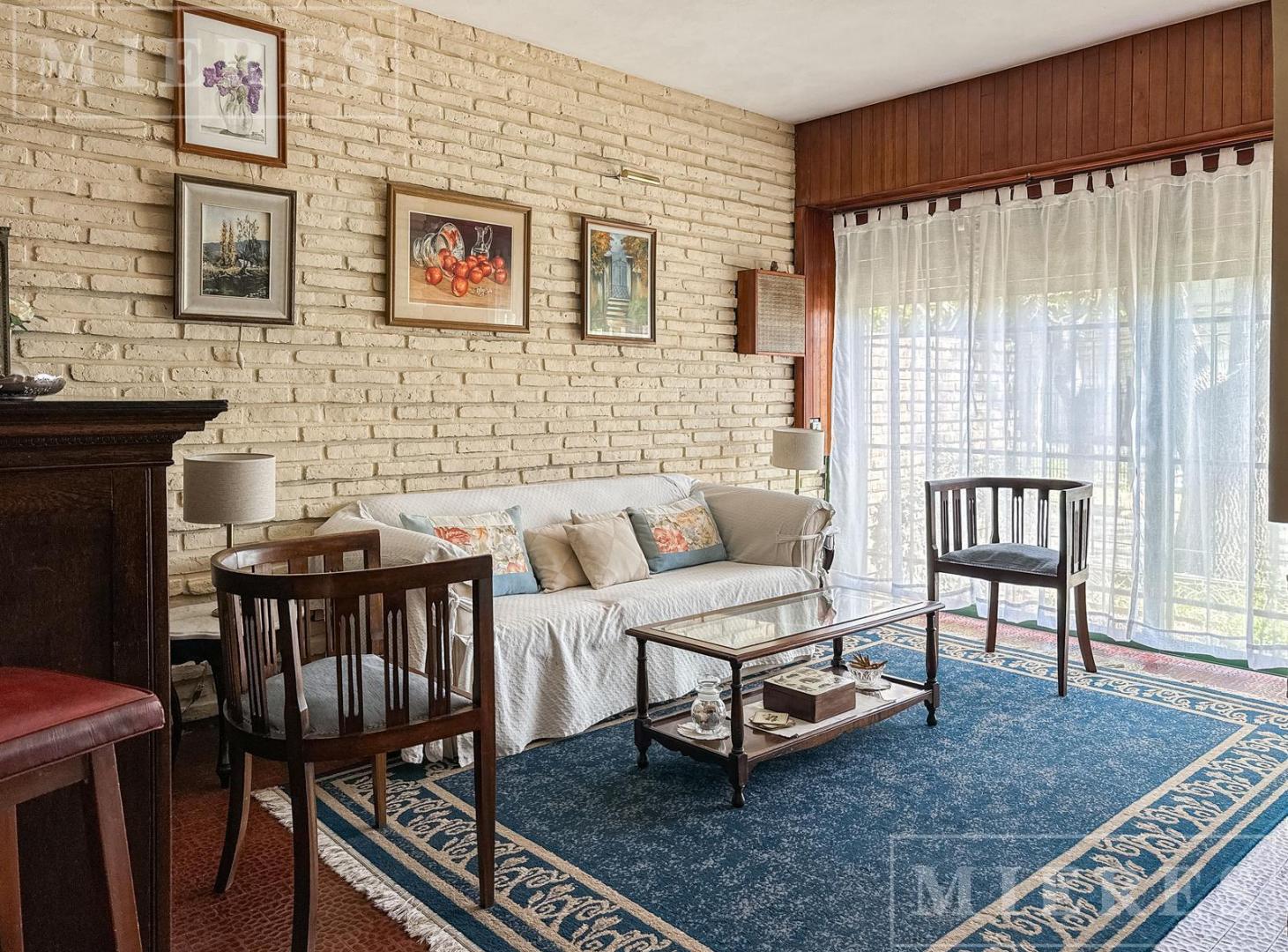 Foto de Muy linda casa en Martínez, con buena accesibilidad y entorno, imagen 3