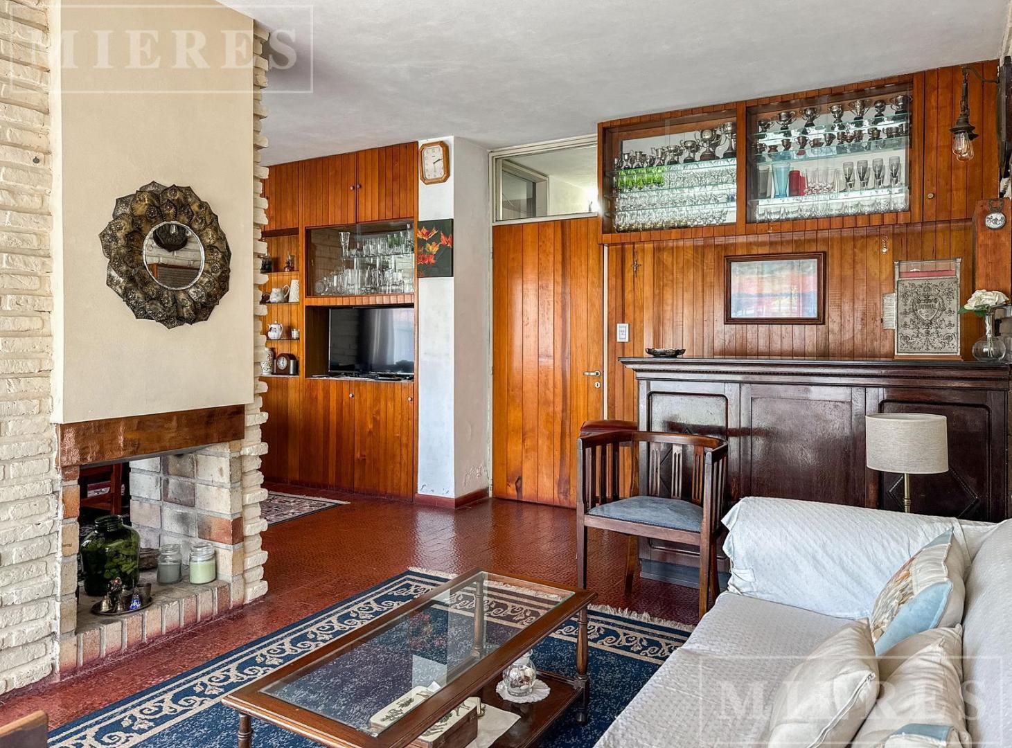 Foto de Muy linda casa en Martínez, con buena accesibilidad y entorno, imagen 4